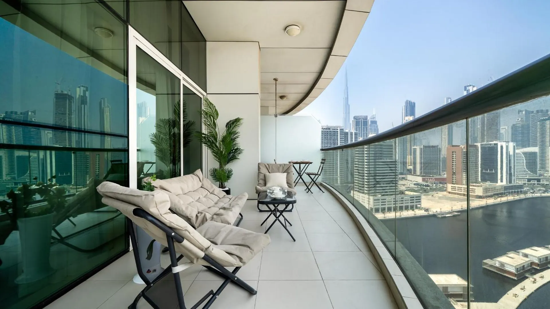 Spacious 2-Bedroom Apartment At Missoni, Steps From Dubai Canal, Business Bay